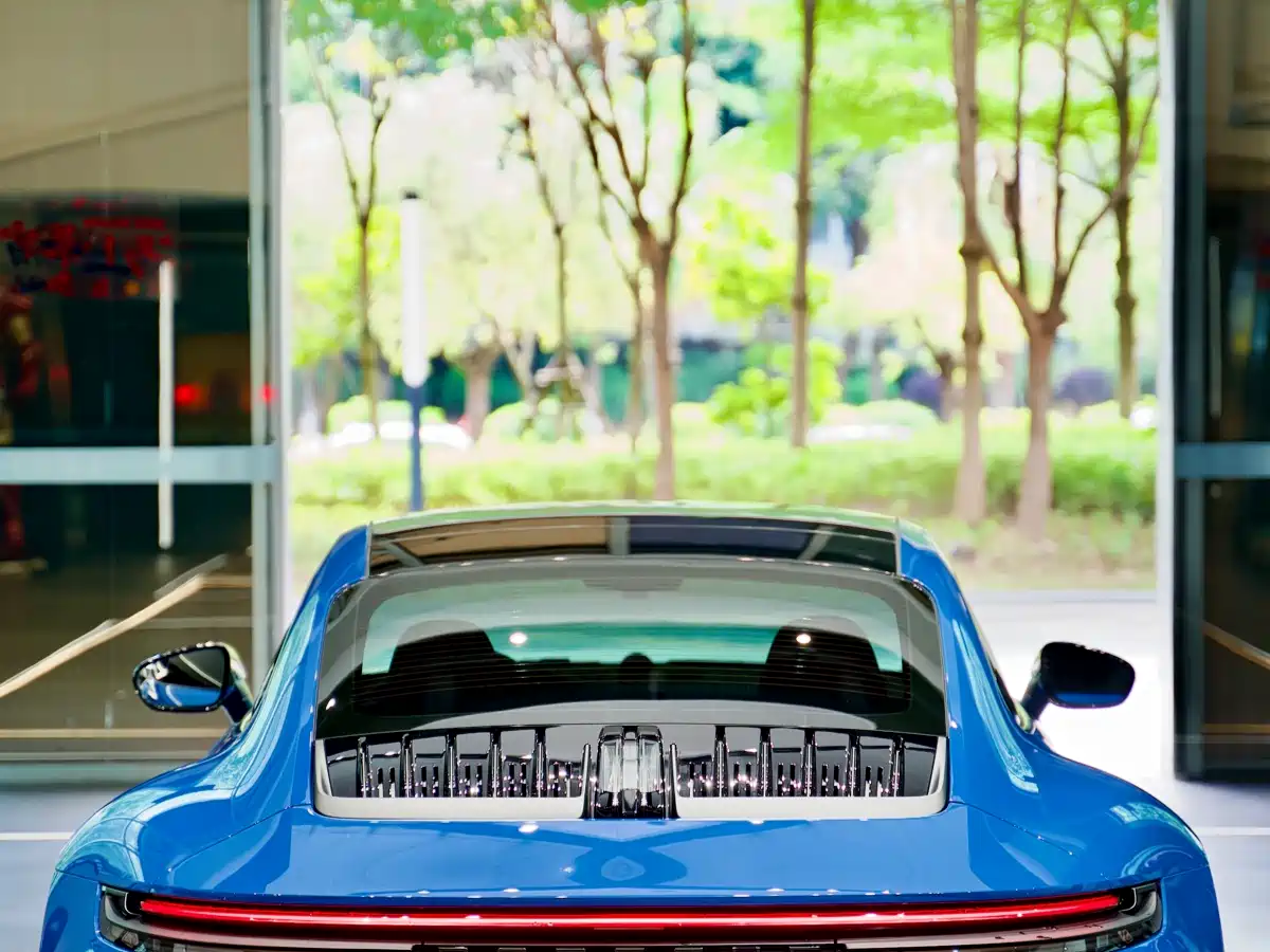 Porsche 911 2026 Carrera GTS 3.6T фото 12