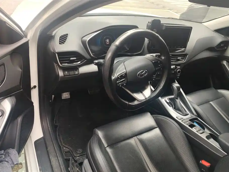Hyundai Fista 2019 280TGDi Sport Edition China VI фото 12