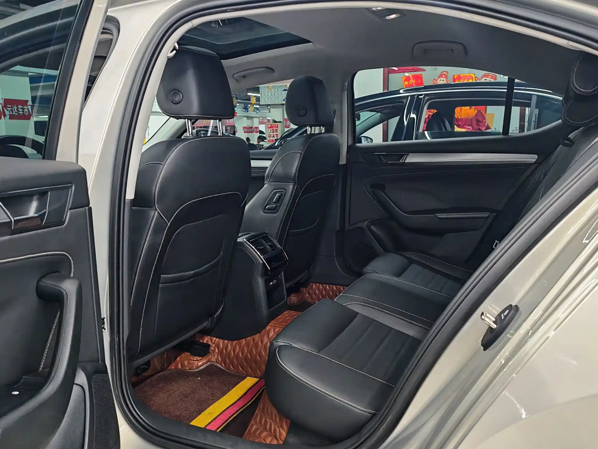 صورة 7 - Škoda Superb