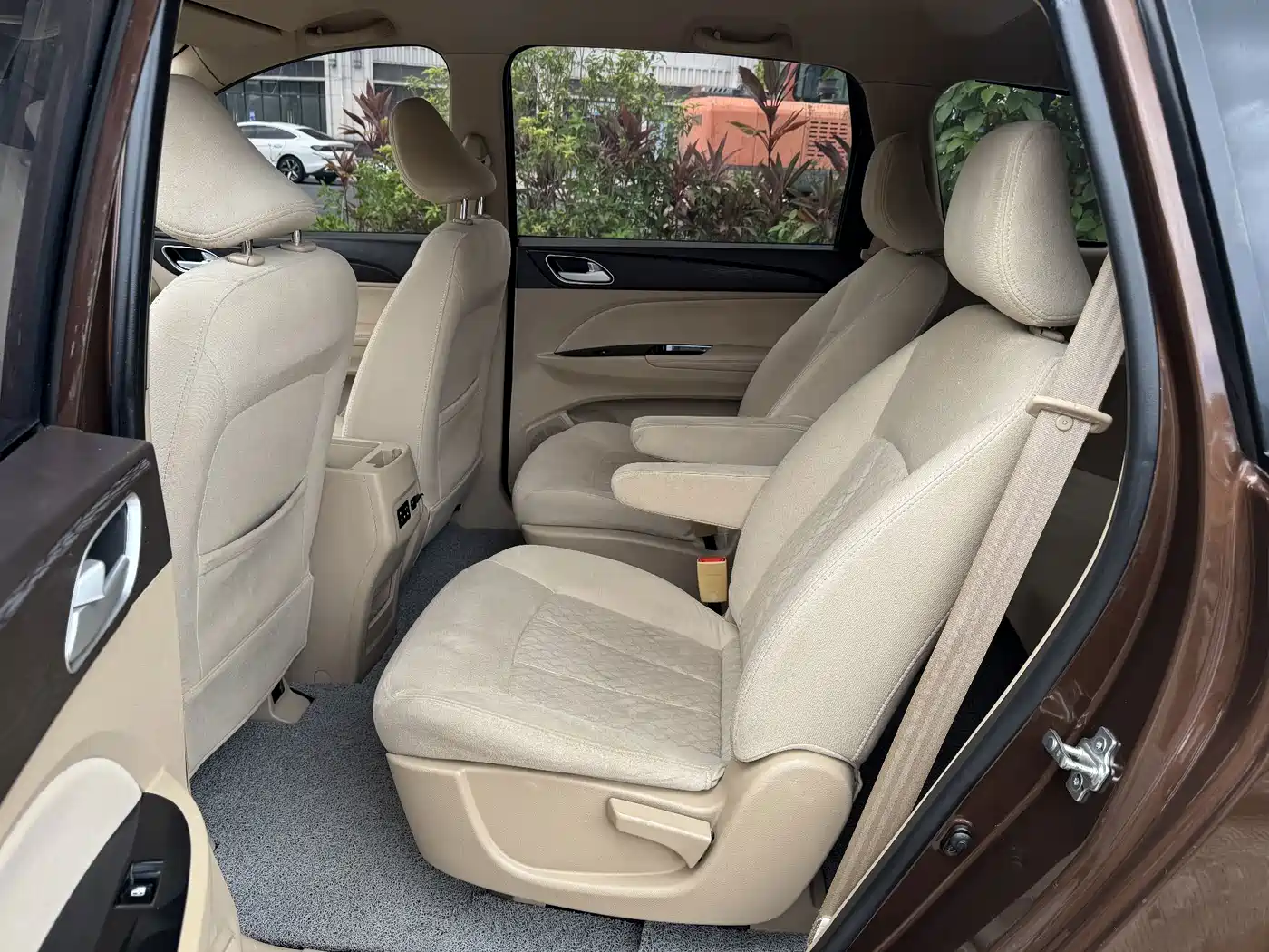 Фото 6 - Baojun 730