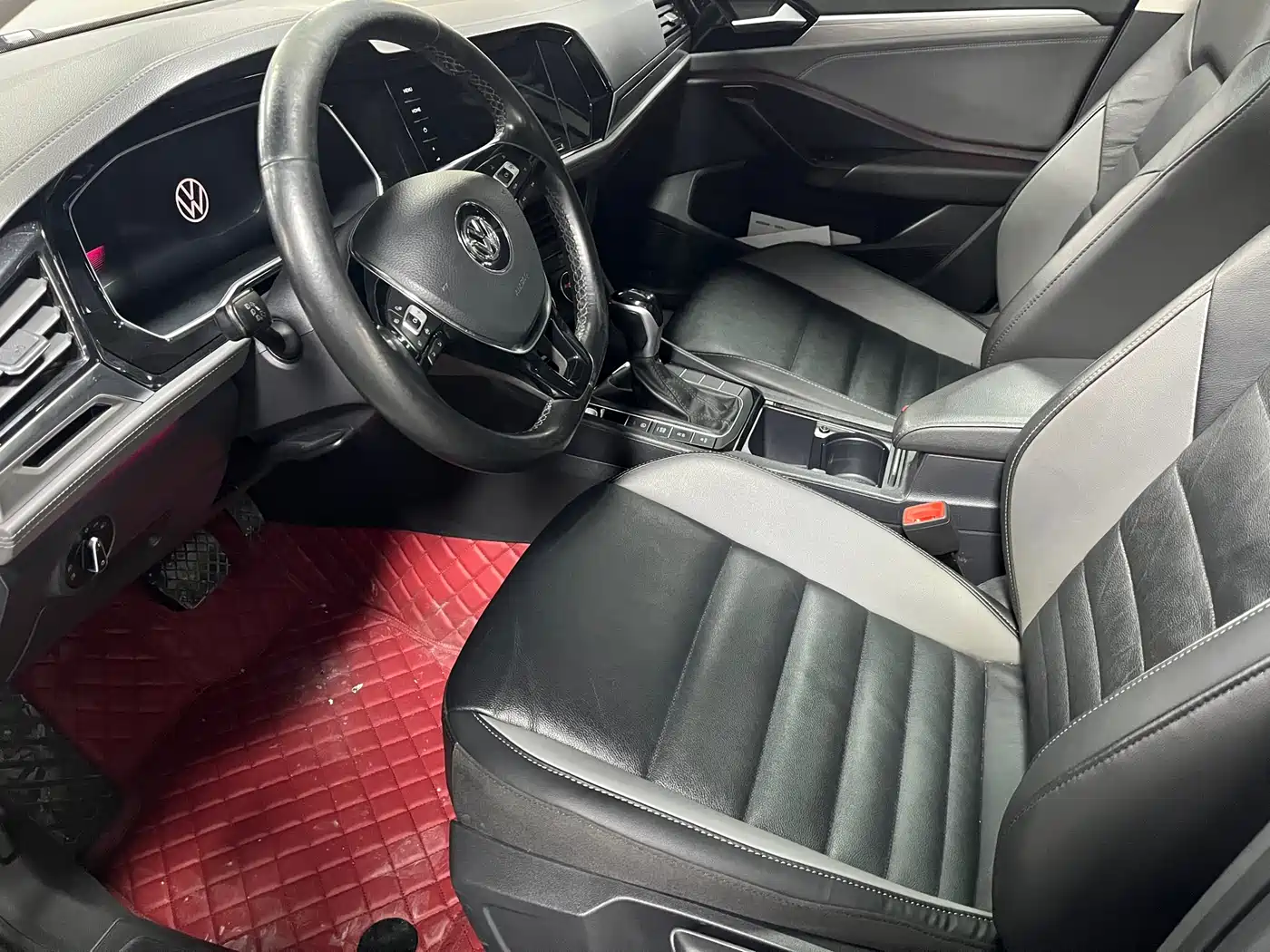 Volkswagen Sagitar 2021 280TSI DSG Surpassing Edition фото 5