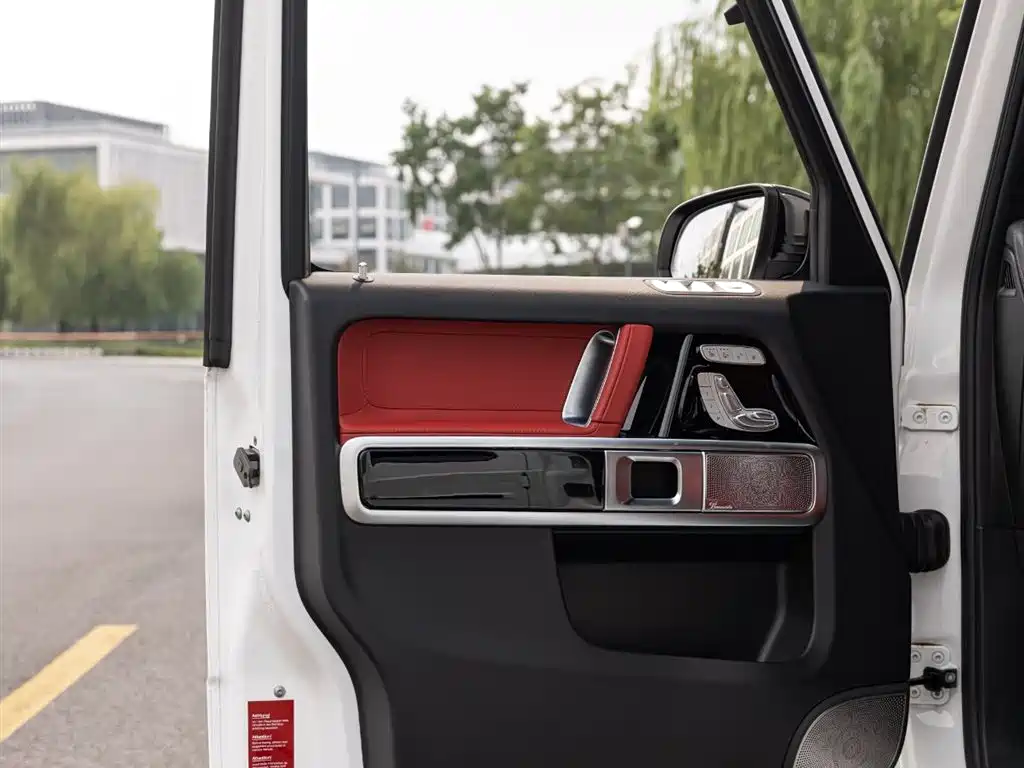 Mercedes-Benz G-Class AMG 2022 AMG G 63 фото 15