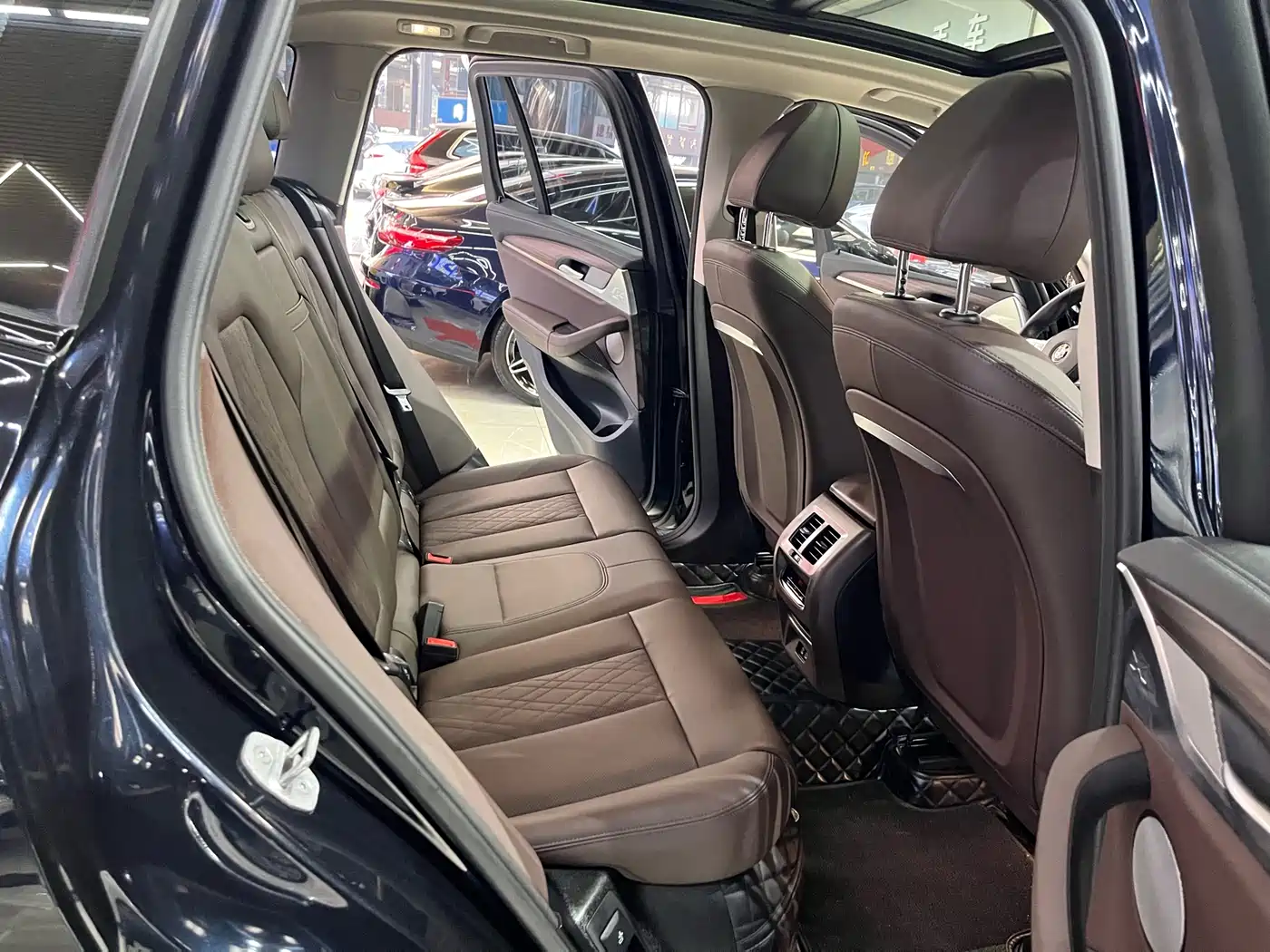 BMW X3 2023 xDrive30i Leading M Night Package фото 23