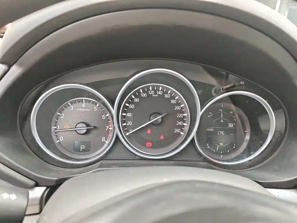 Фото 4 - Mazda CX-5