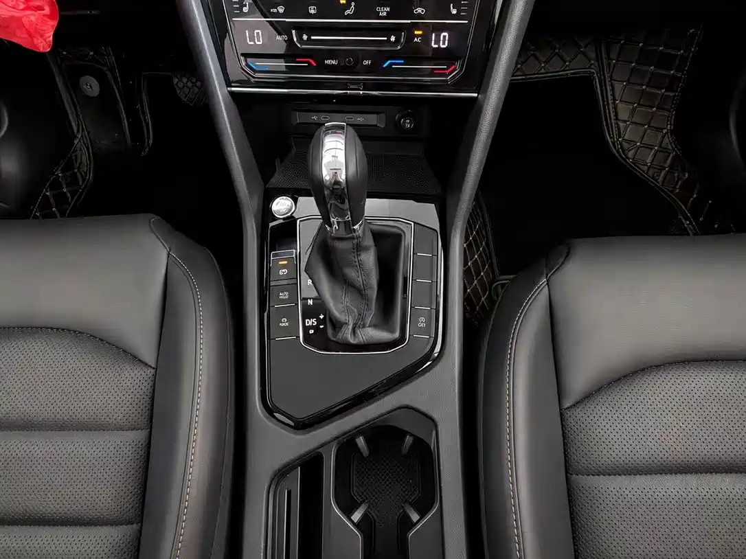 Volkswagen Tharu, миниатюра 23