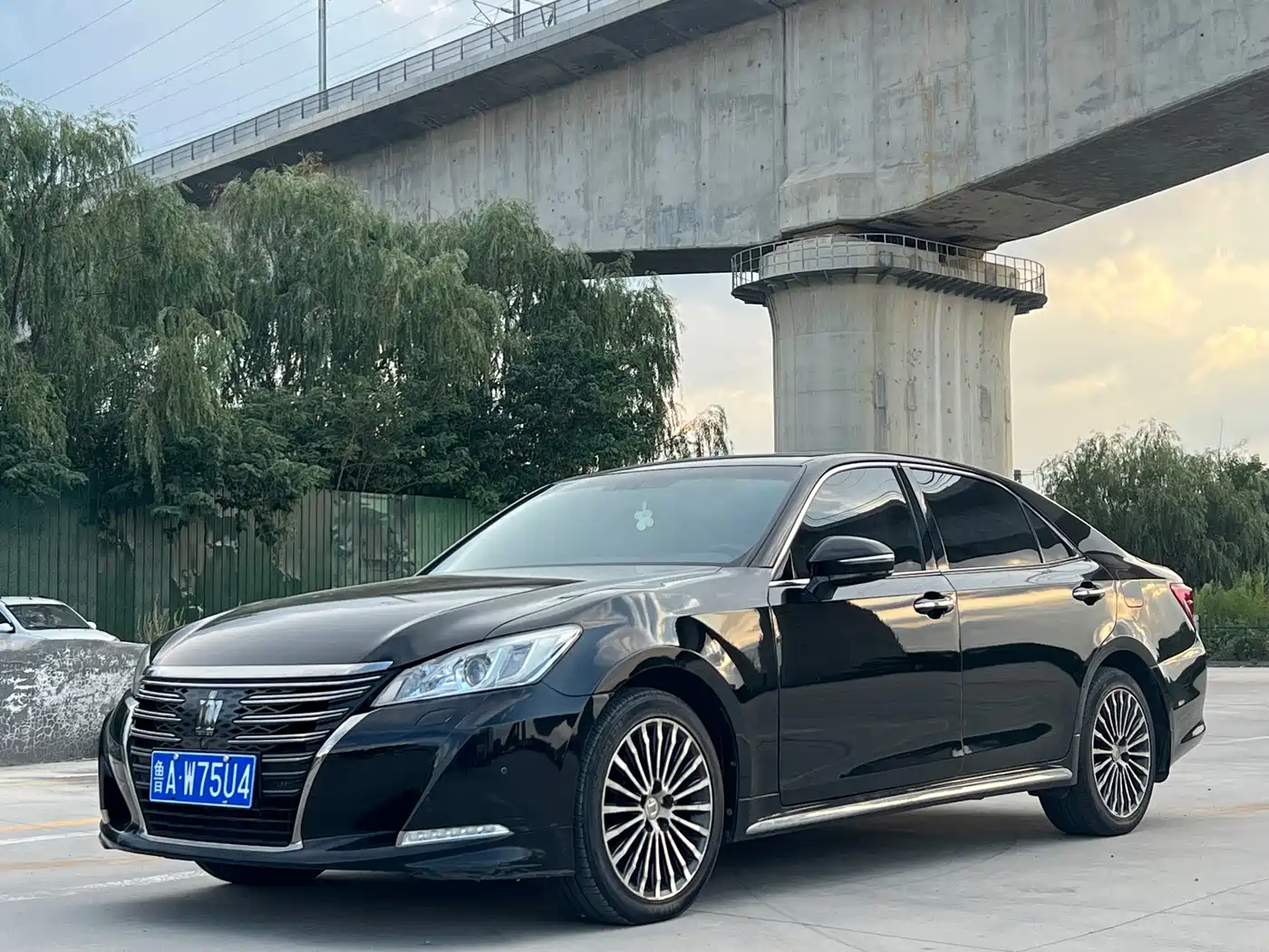 Toyota Crown 2019 2018 2.0T Sport Edition
