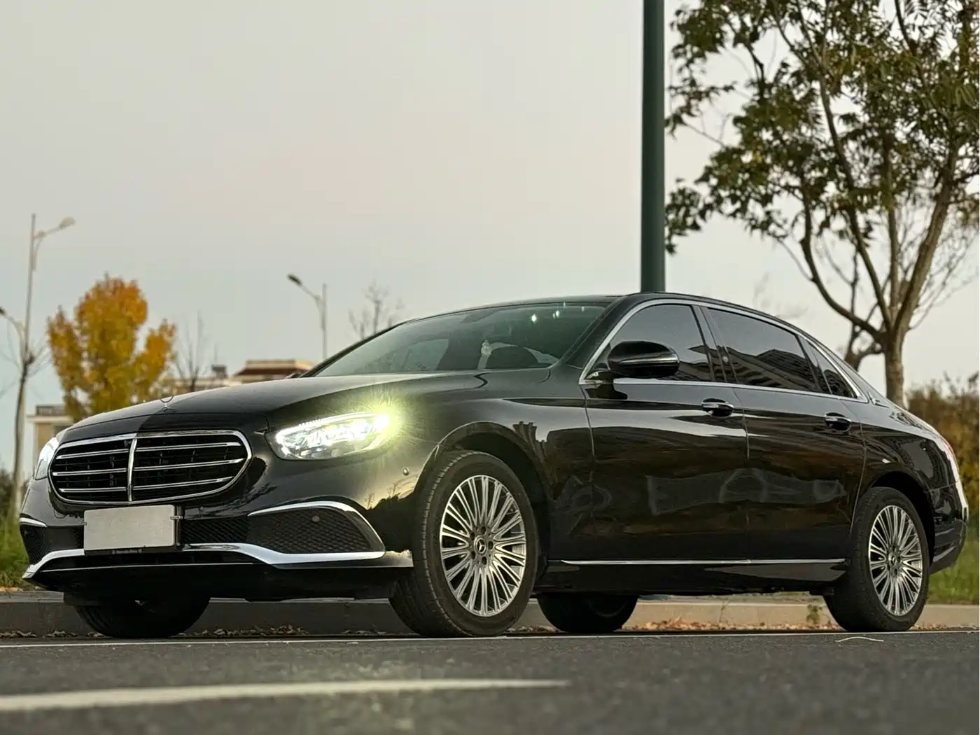  E CLASS