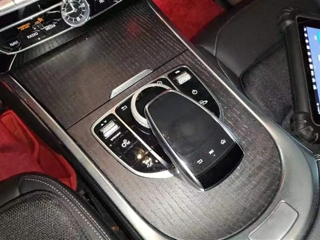 Mercedes-Benz G-Class 2020 G 350 фото 9