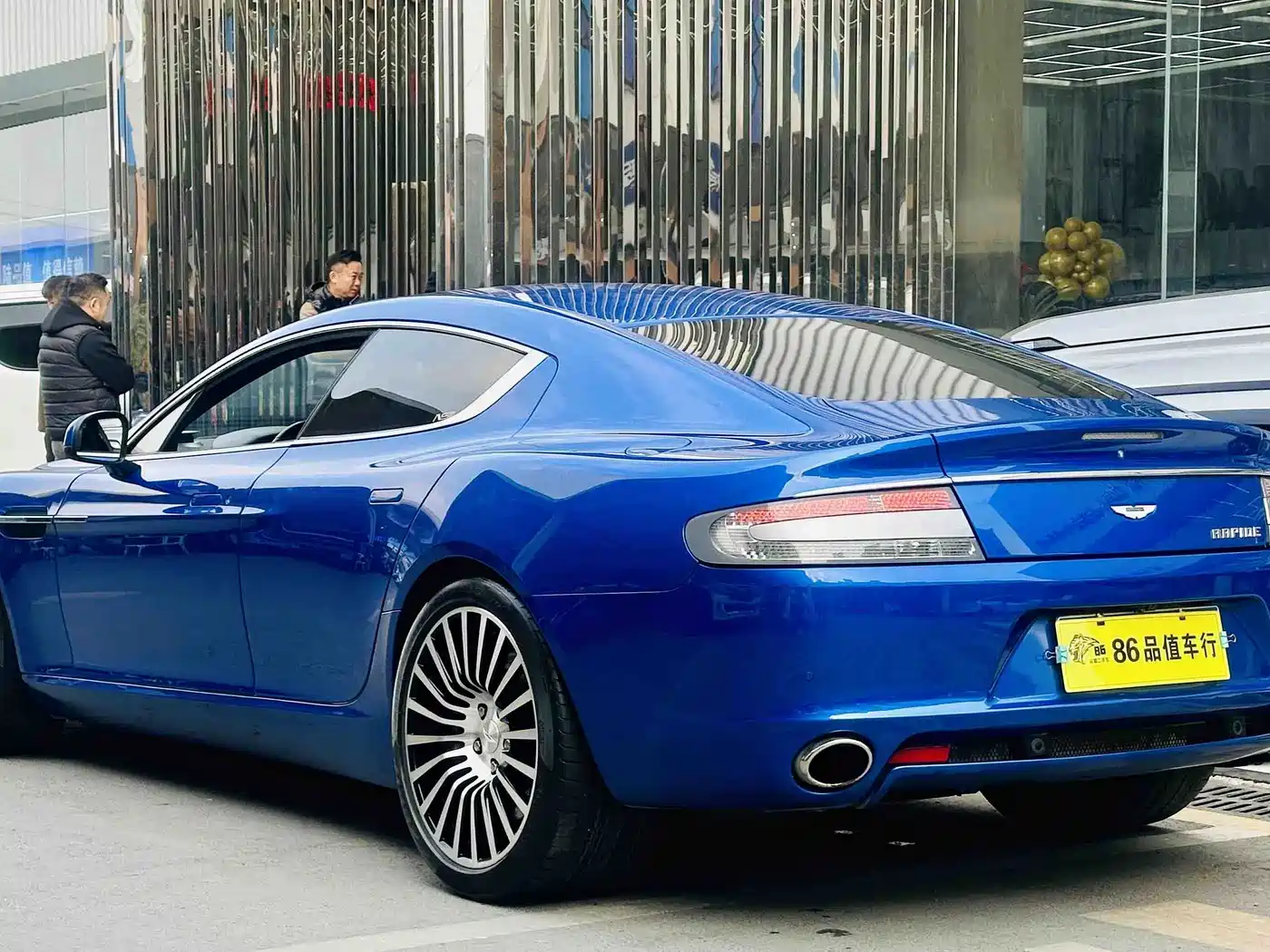 Aston Martin Rapide 2013 2010 6.0L