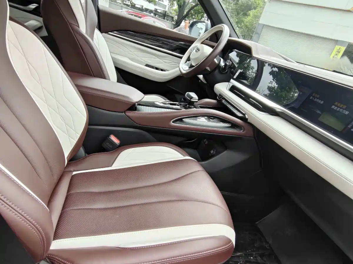 Geely Monjaro 2023 2023 2.0TD High-power Automatic 2WD Flagship