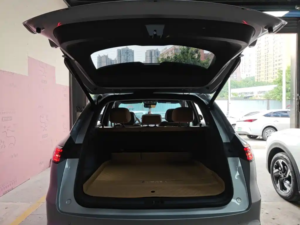 Geely Galaxy Galaxy Starship 7 EM-i 2025 2025 120km Navigation Edition