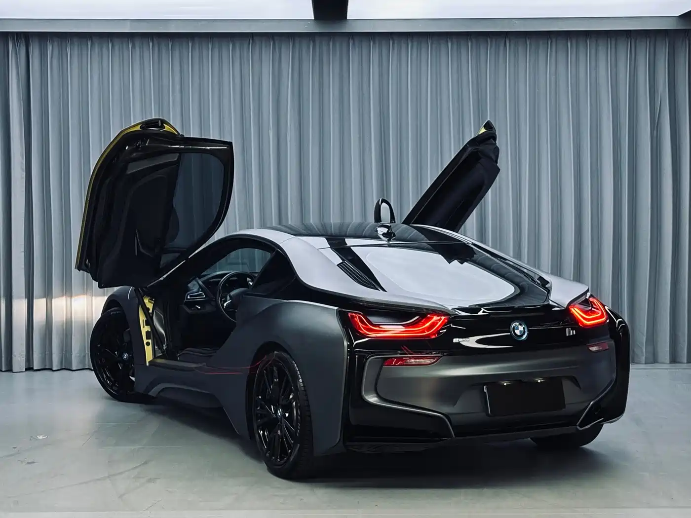 BMW i8 2019 2014 Standard