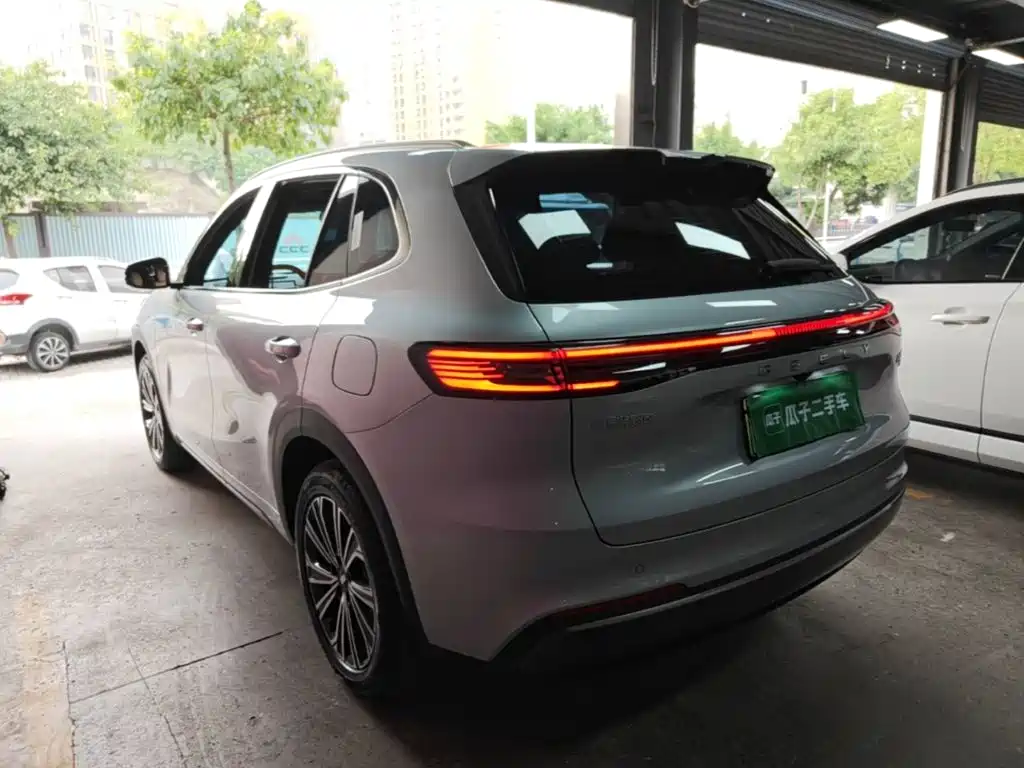Geely Galaxy Galaxy Starship 7 EM-i 2025 2025 120km Navigation Edition