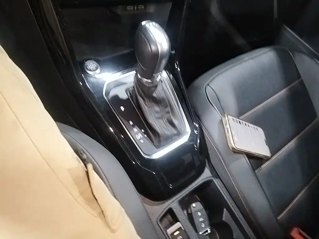 Volkswagen T-Roc, миниатюра 14