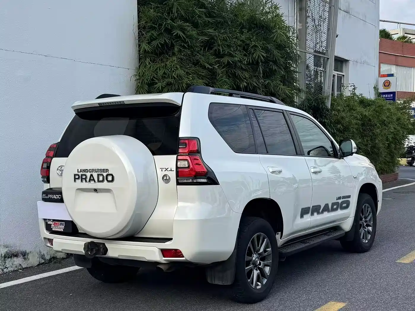Toyota Prado (Import) 2019 2017 Base Model