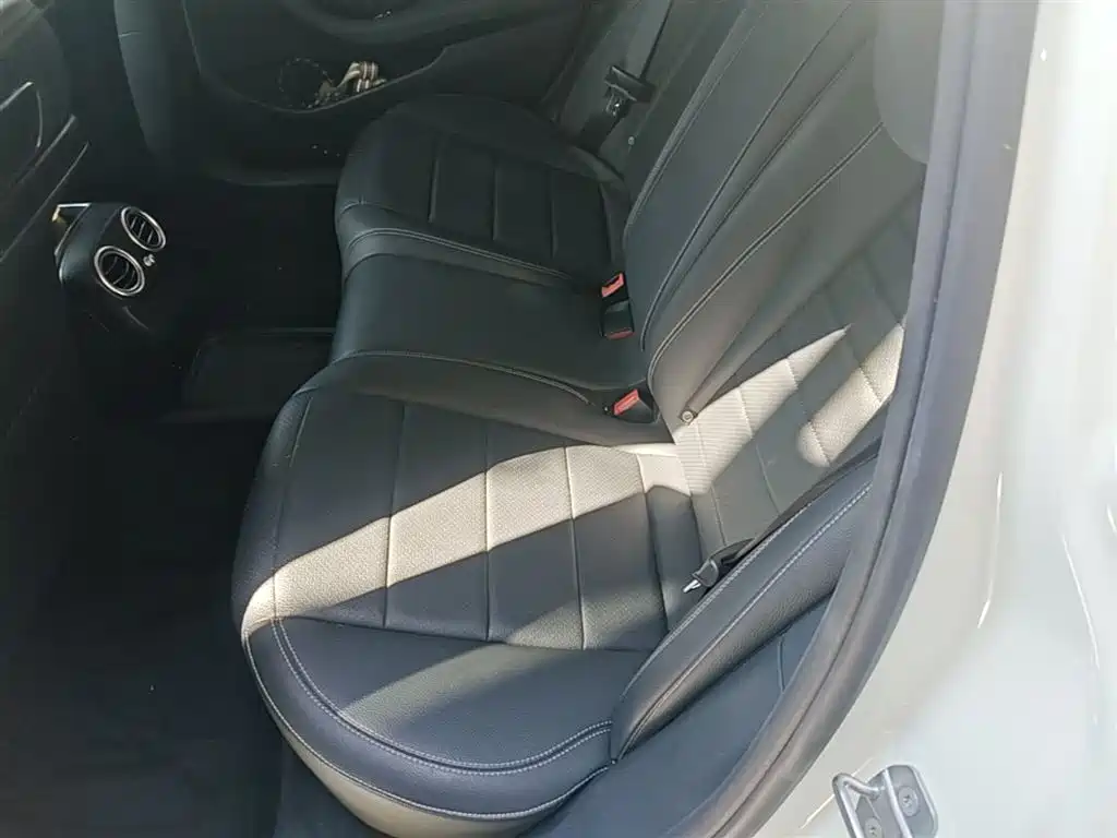 Mercedes-Benz E-Class 2017 E 200 L Sport 4MATIC фото 17