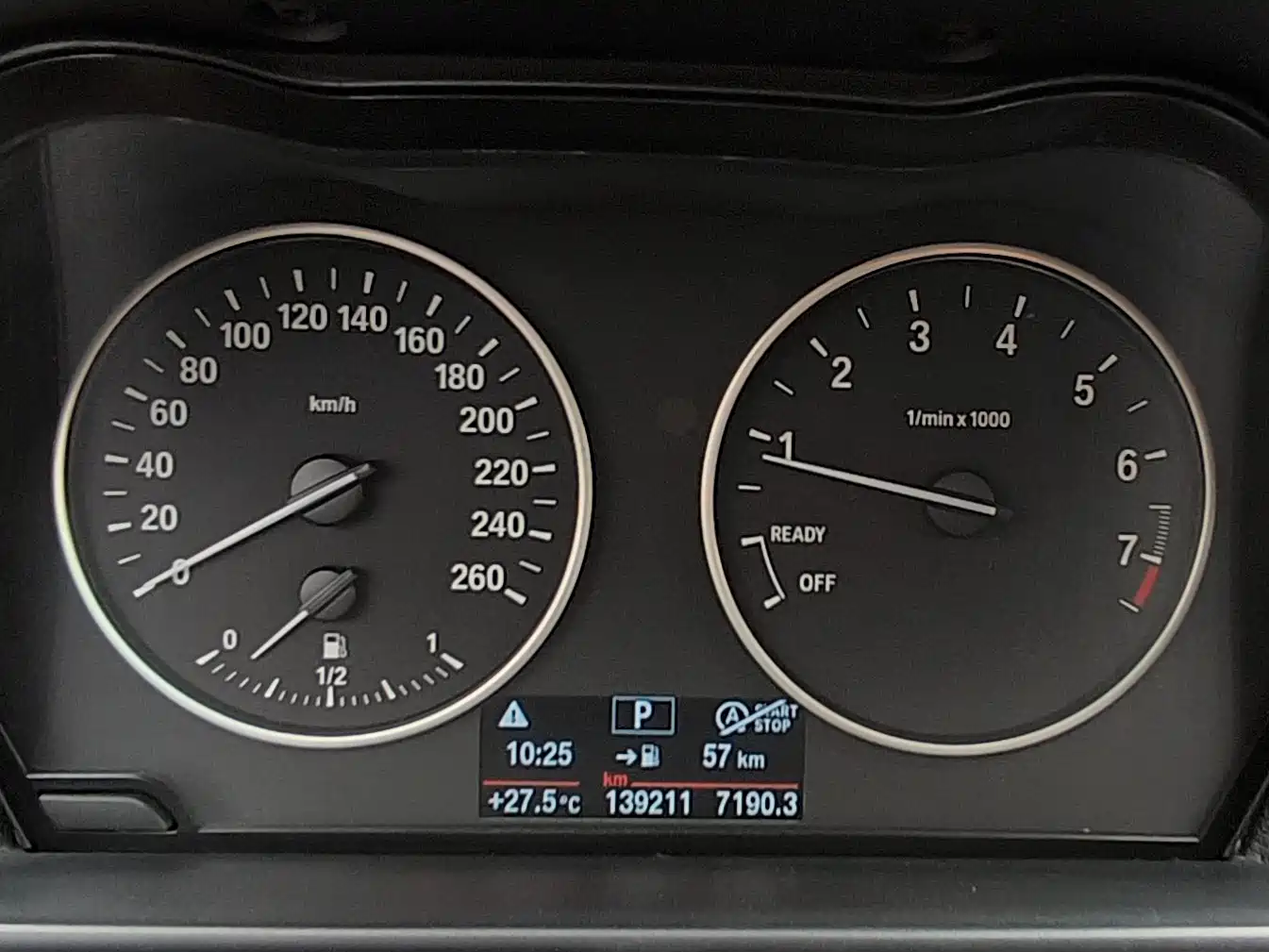BMW 1 Series (Import) 2013 Facelift 118i Leading Model фото 12