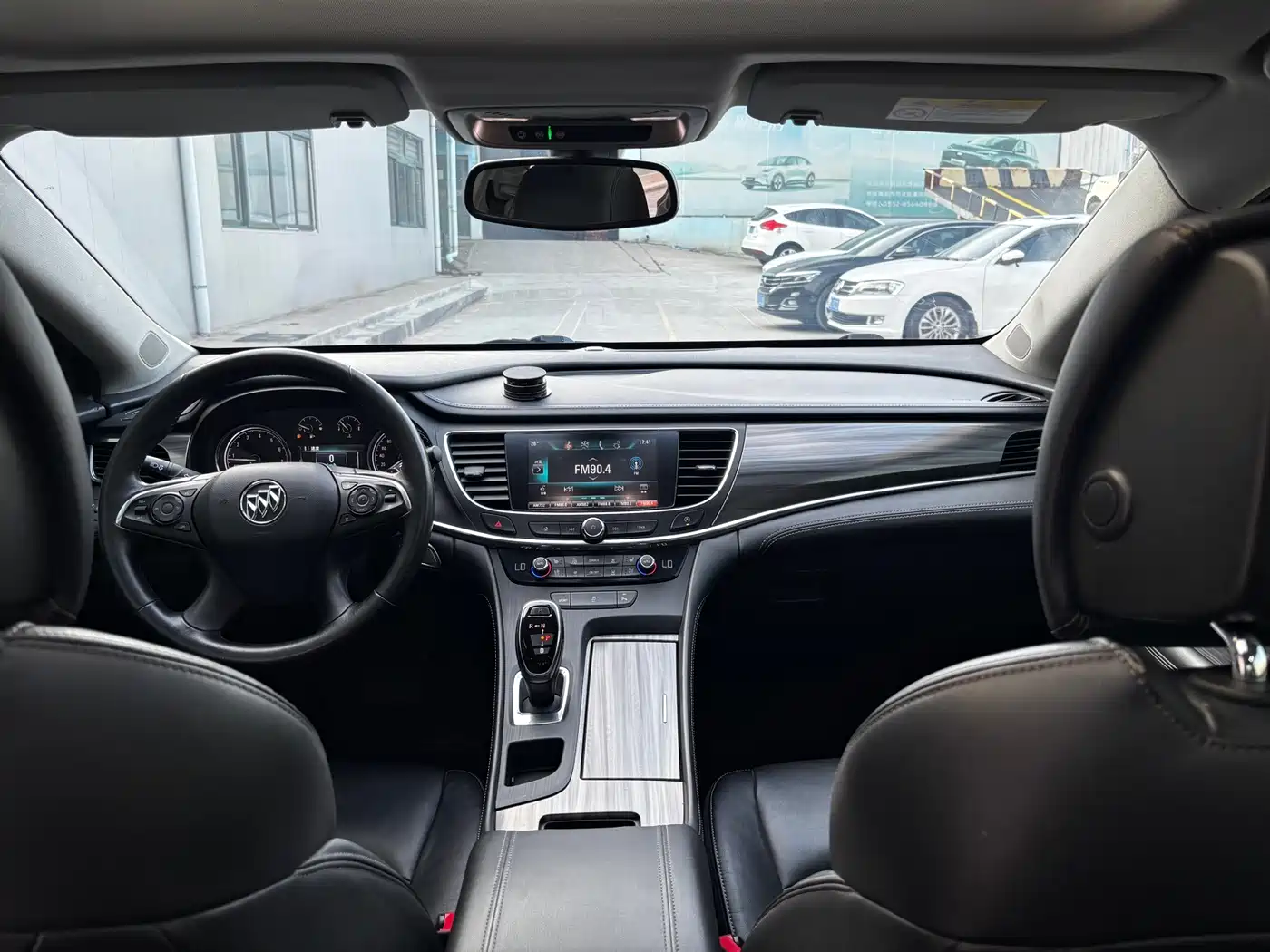 Buick LaCrosse 2018 Model 20T Elite Edition фото 5