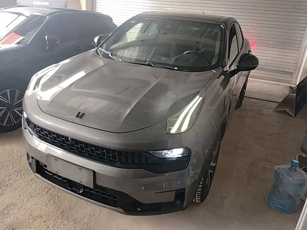 Lynk & Co 05 2020 2.0TD 4WD Halo Edition