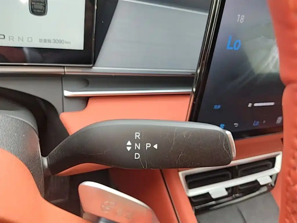 BYD Tang L 2025 DM 175KM Drone Player Edition фото 14