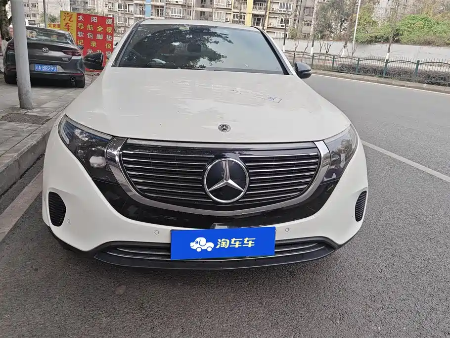 MERCEDES-BENZ EQC