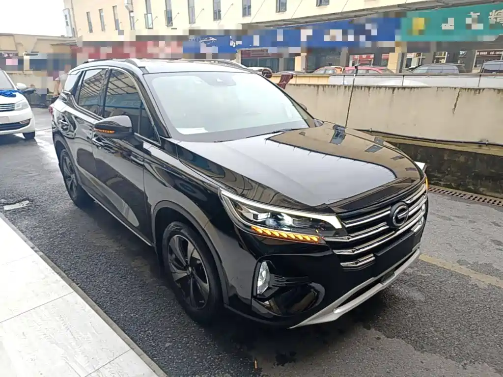 صورة 4 - GAC Trumpchi GS4