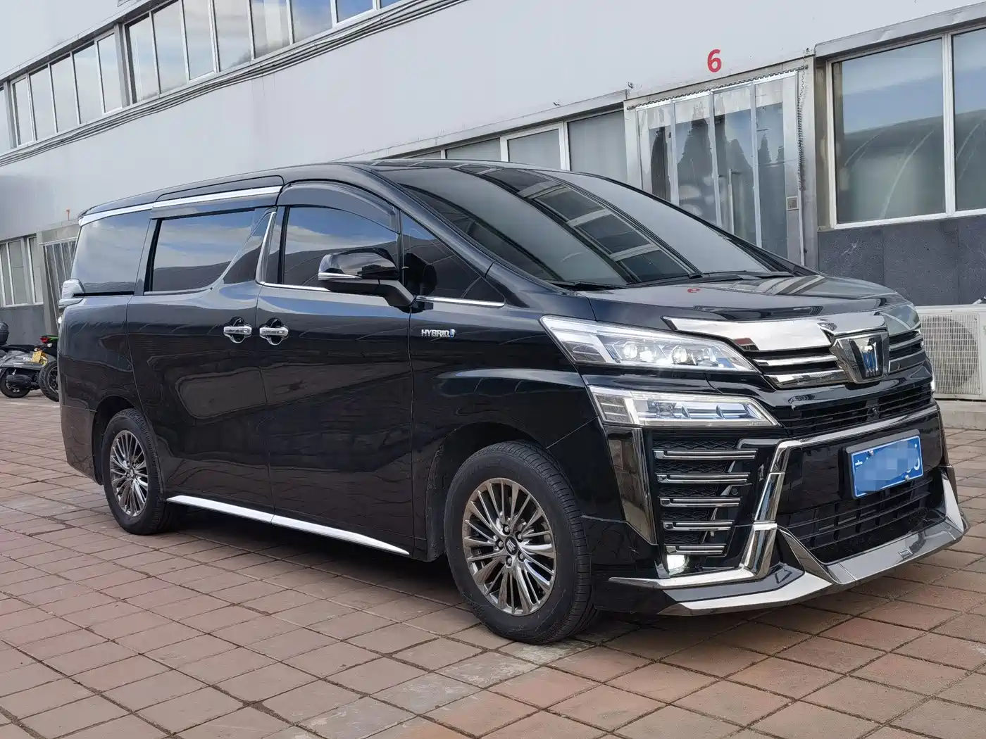 Toyota Vellfire 2022 2023 Crown Hybrid 2.5L HV Ultimate