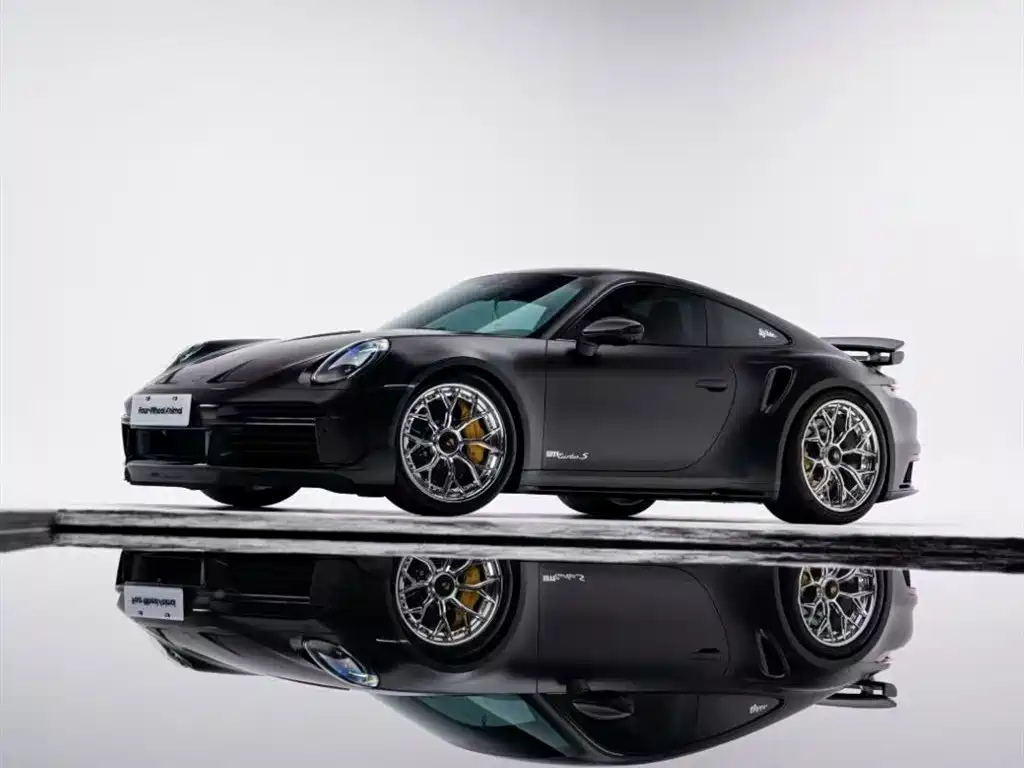 PORSCHE 911
