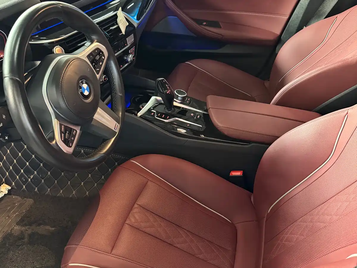BMW 5 Series 2022 525Li M Sport Package фото 5
