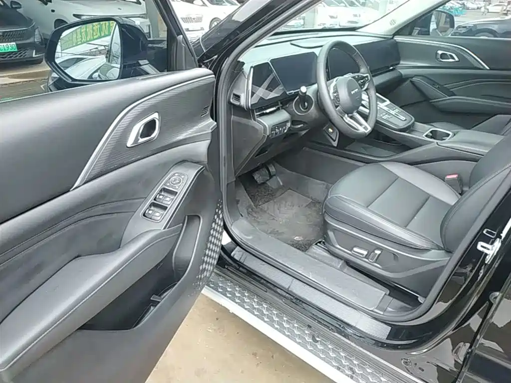 Haval Xiaolong MAX 2023 1.5L Hi4 105 4WD Pilot Edition фото 16