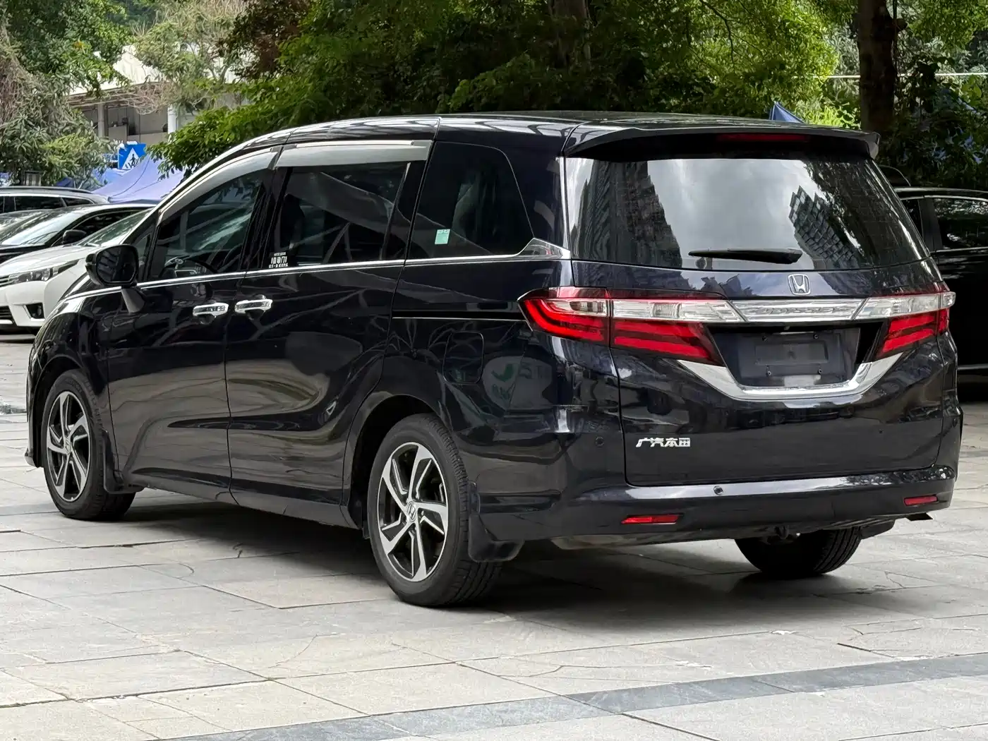 Honda Odyssey 2018 2.4L Luxury Edition фото 6