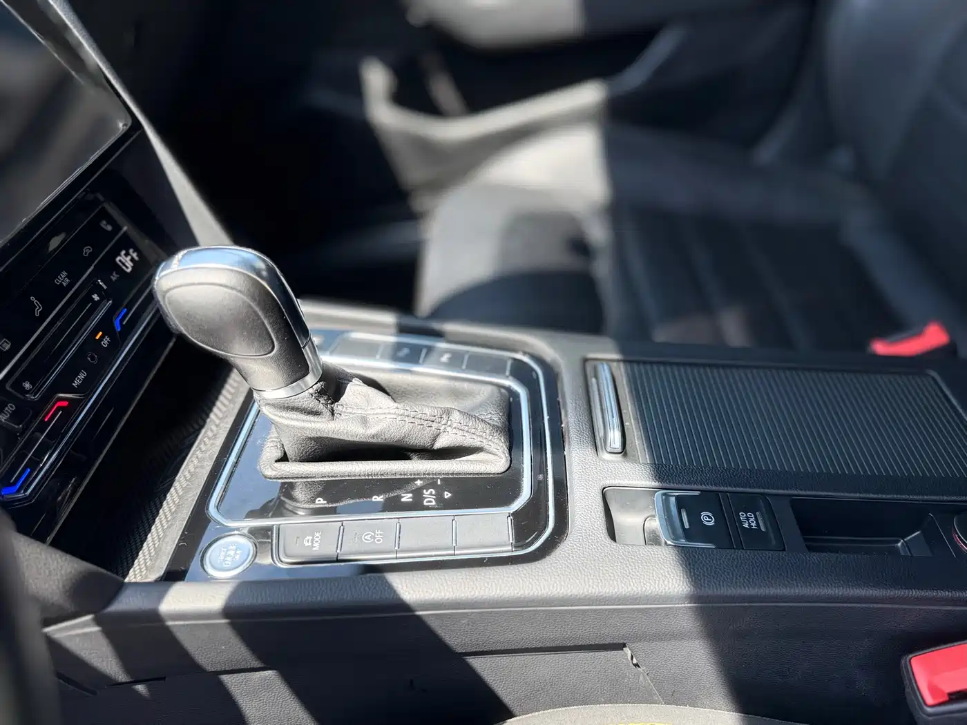 Volkswagen FAW-Volkswagen CC 2023 380TSI Eye-catching Edition фото 16