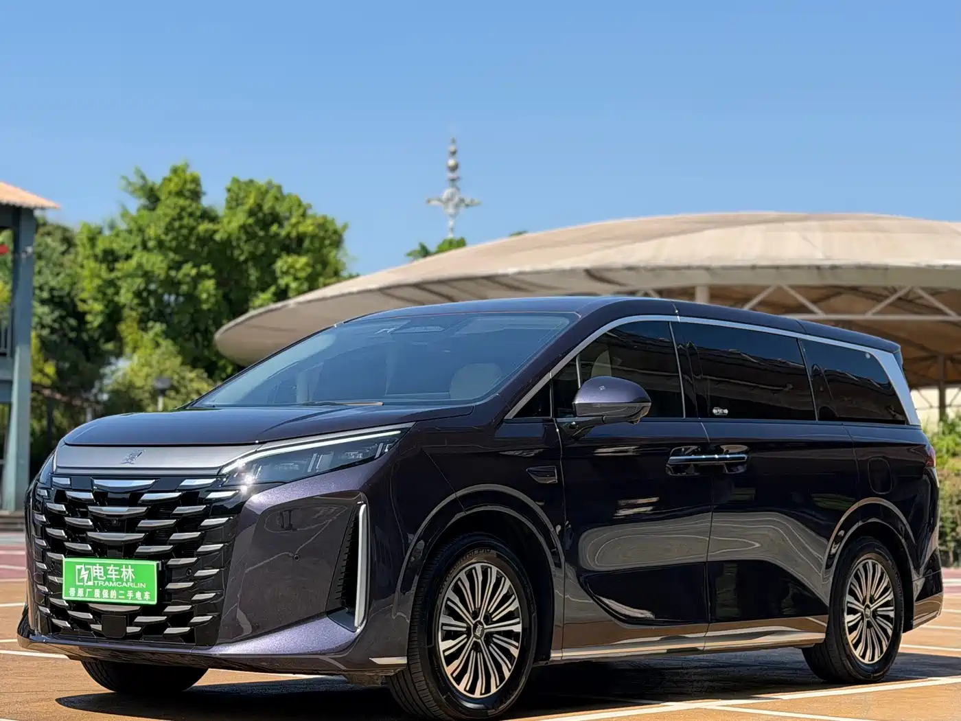2025 BYD Xia
