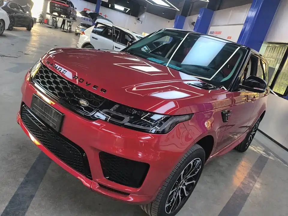 Land Rover Range Rover Sport 2021 3.0 L6 Gloss Black Edition