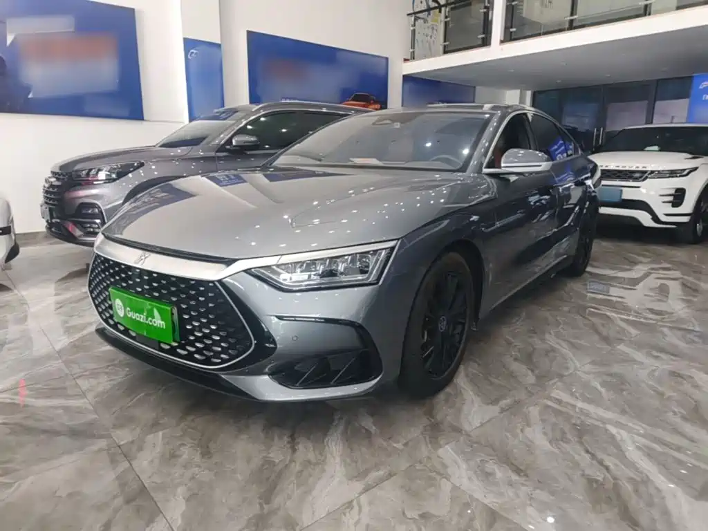 BYD Han 2023 DM-i Champion Edition 121KM Prestige