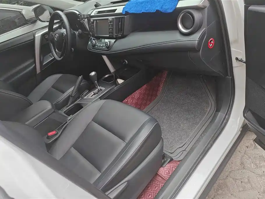 Toyota RAV4 Rongfang 2018 2.5L Automatic 4WD Elite i Edition фото 8
