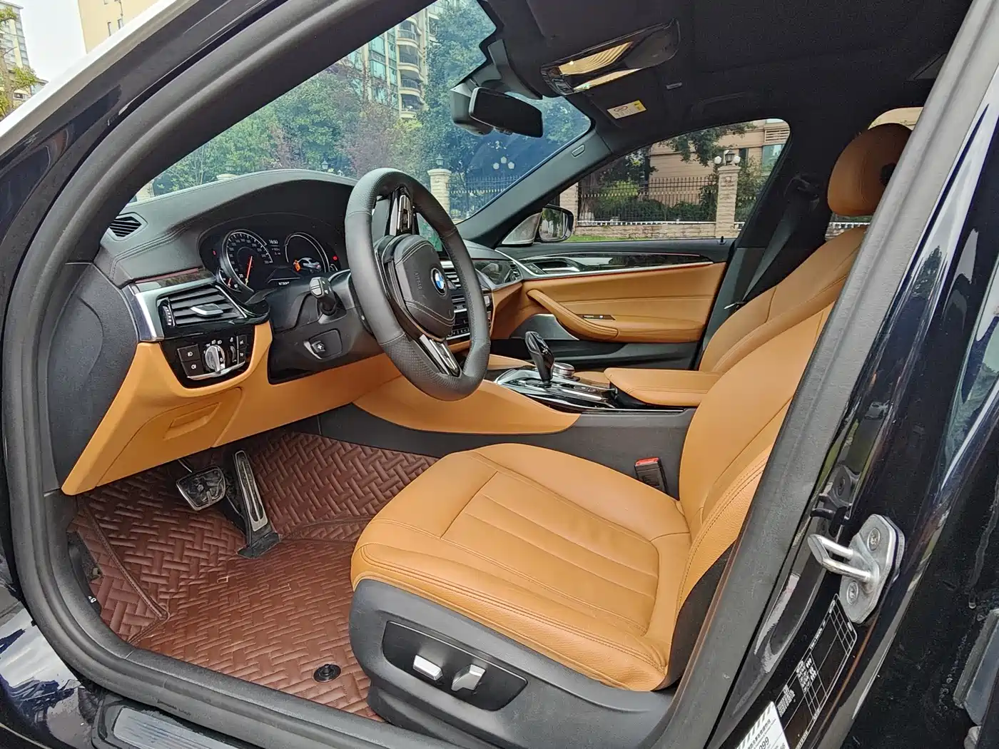 BMW 5 Series 2018 Facelift 530Li Leading M Sport Package фото 4