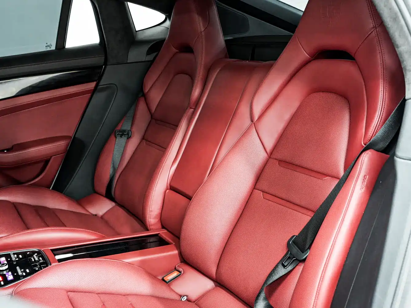 Porsche Panamera 2023 Panamera GTS 4.0T фото 17
