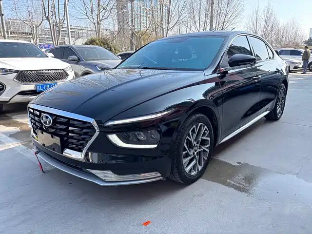 HYUNDAI NAME PICTURE