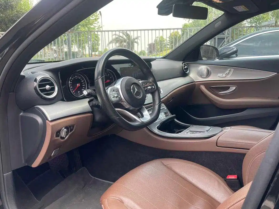 Mercedes-Benz E-Class (Import) 2019 E 200 Sport фото 5
