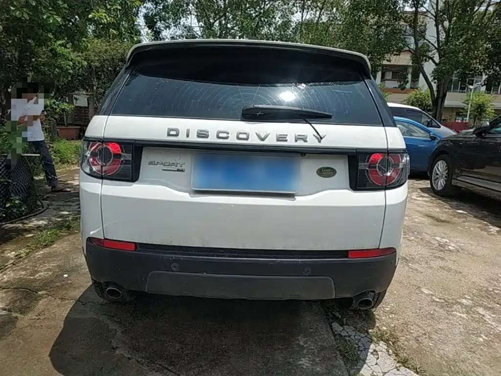 Land Rover Discovery Sport 2017 2.0T PURE фото 6