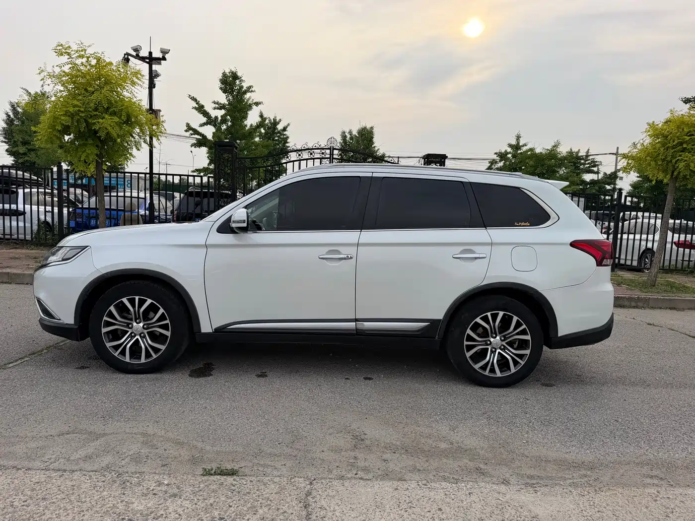Mitsubishi Outlander 2018 2.4L 4WD Elite Edition 5-seater фото 8