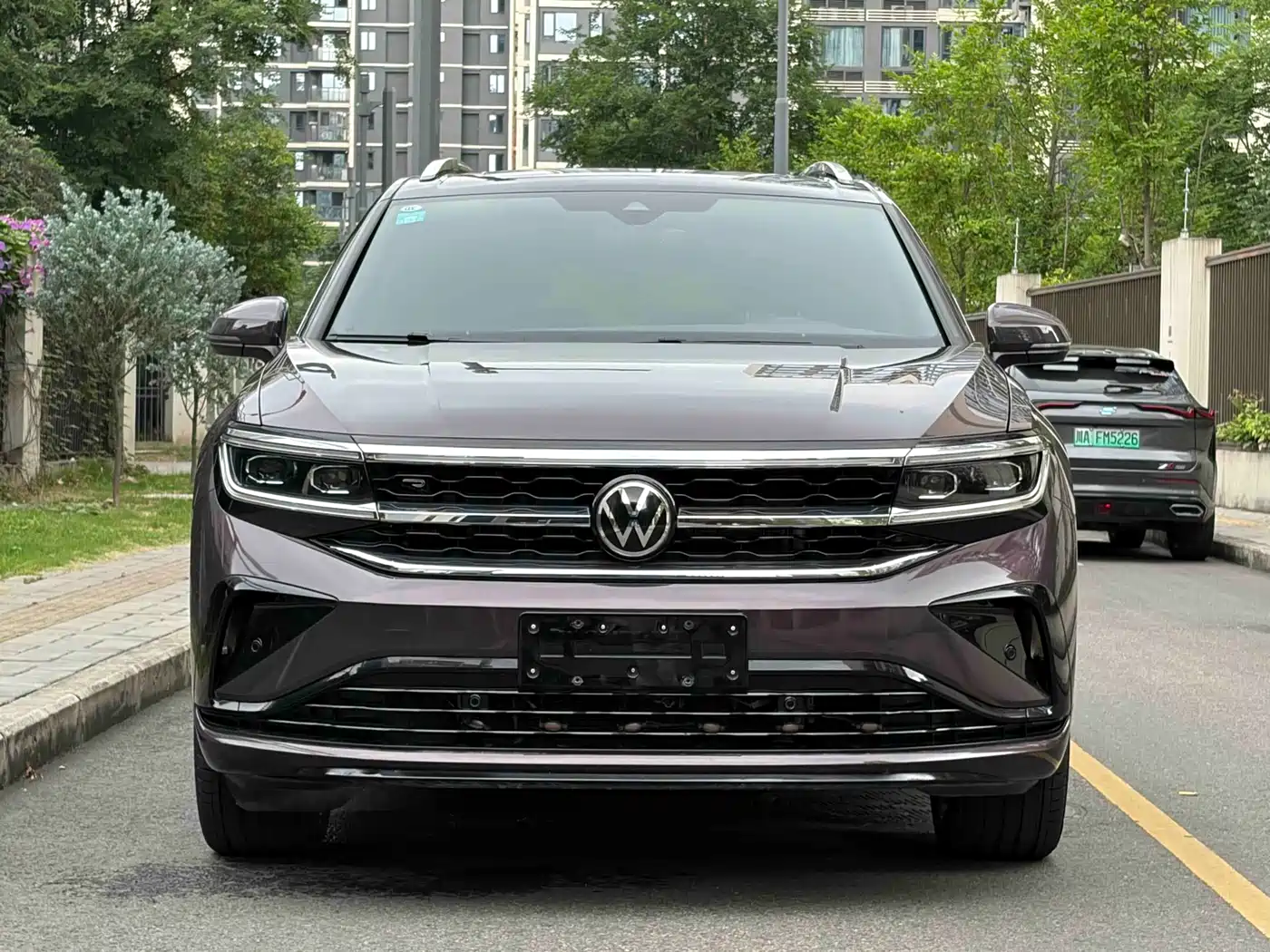 Volkswagen Talagon 2021 380TSI 4WD R-Line Explorer Edition фото 2