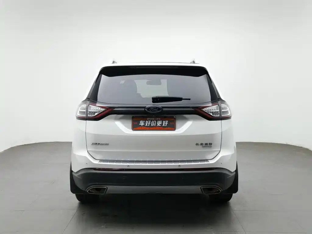 Фото 4 - Ford Edge
