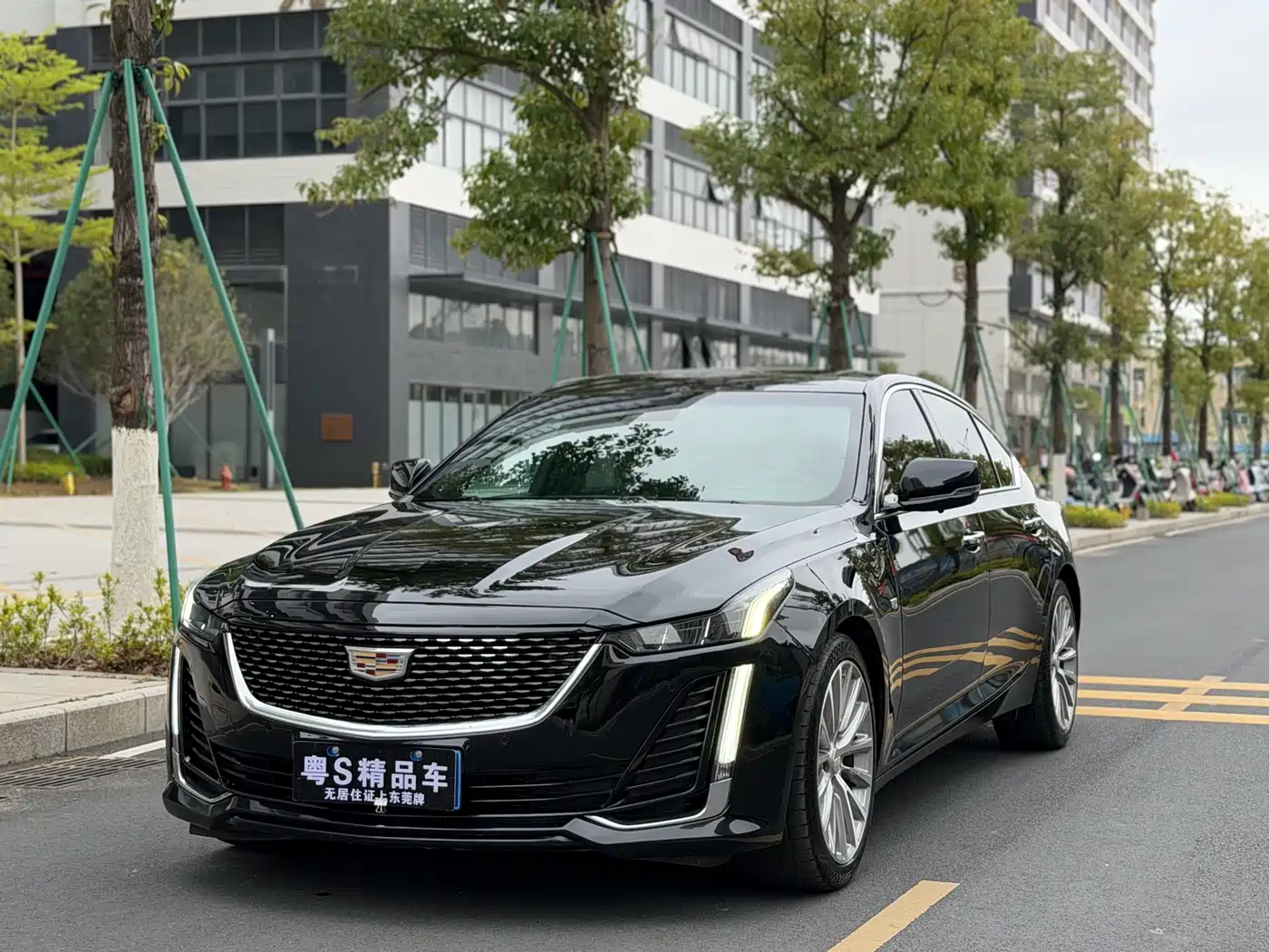 CADILLAC CT5