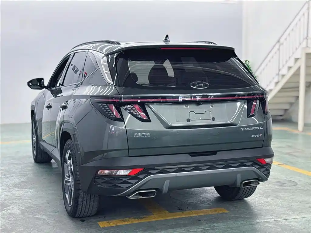 Hyundai Tucson 2021 Tucson L 1.5T DCT LUX Premium фото 8