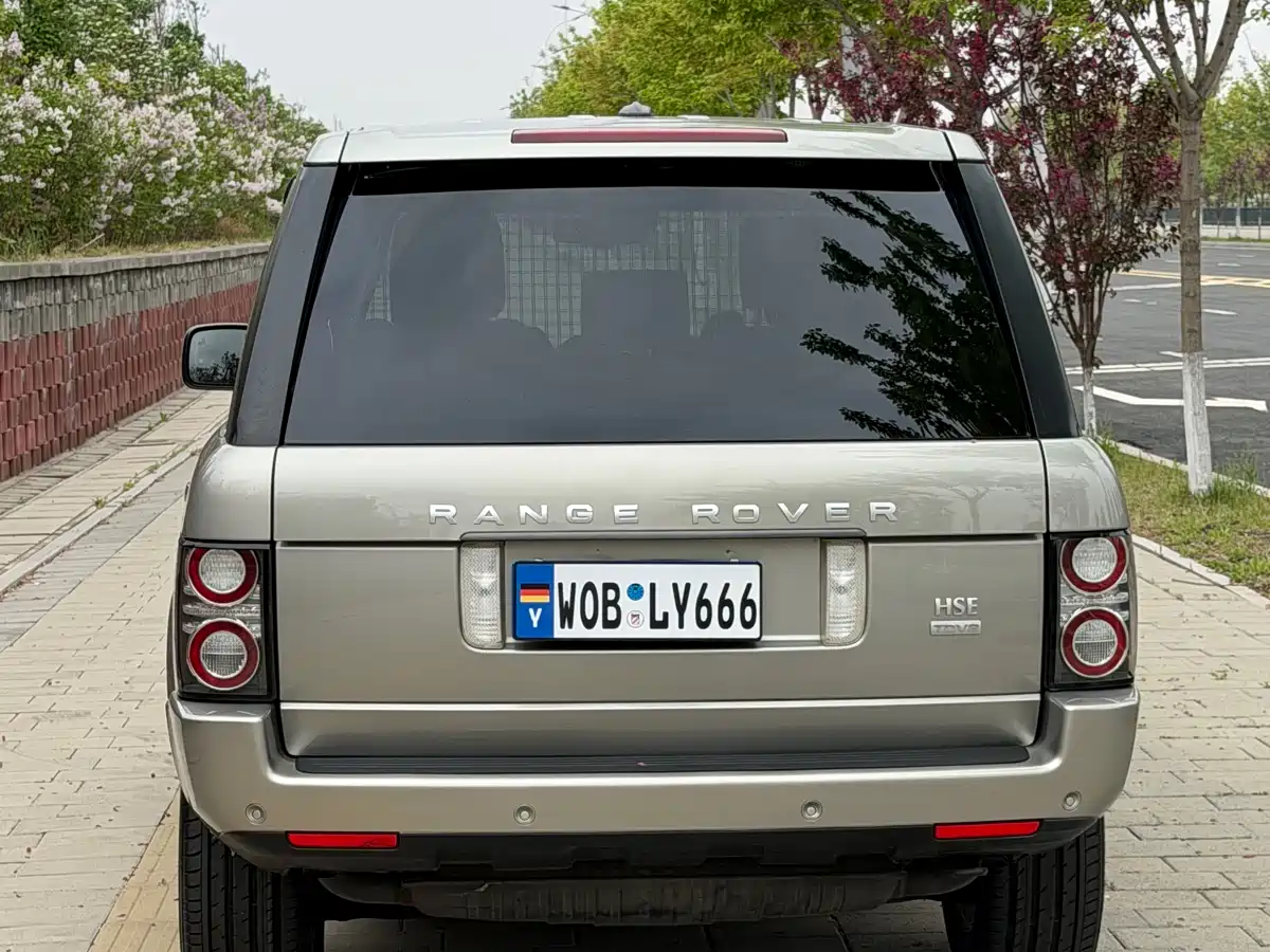 Land Rover Range Rover 2011 3.6 TDV8 фото 5