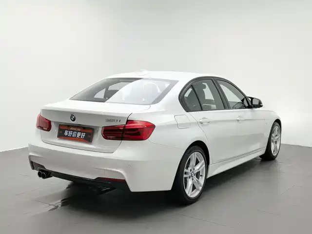 BMW 3 Series 2017 320i M Sport — фото 2