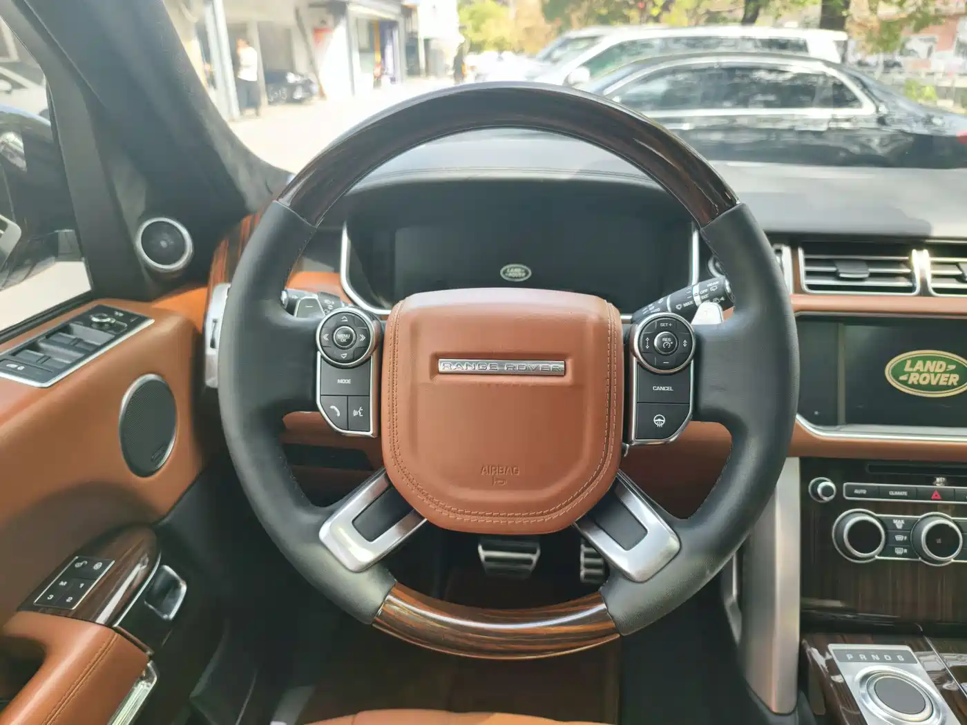 LAND ROVER RANGE ROVER