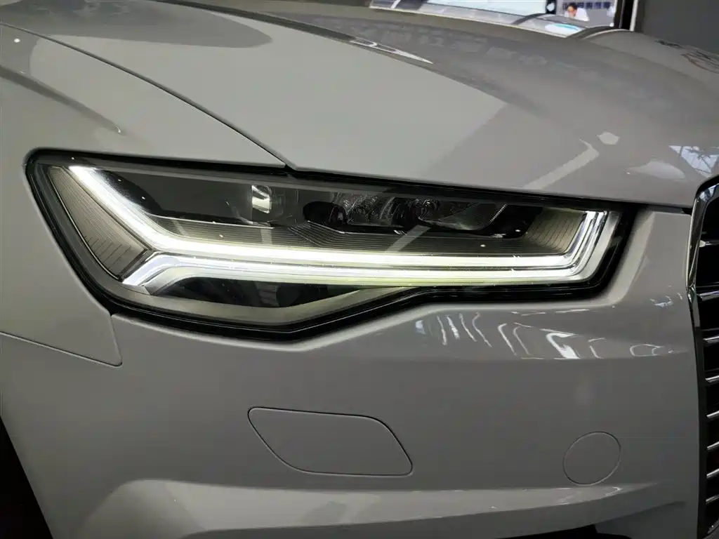 Audi A6 (Import) 2017 Avant 40 TFSI Sport фото 11
